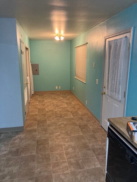 Building Photo - 2626 Southeast 92nd Avenue