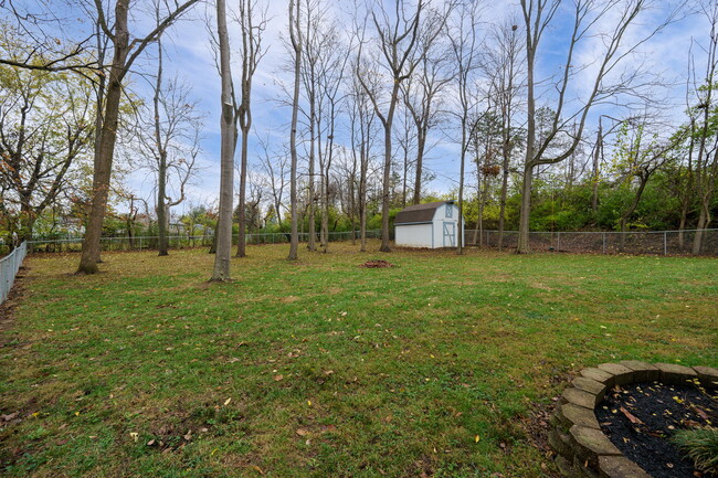 Building Photo - 4527 Williamsport Dr