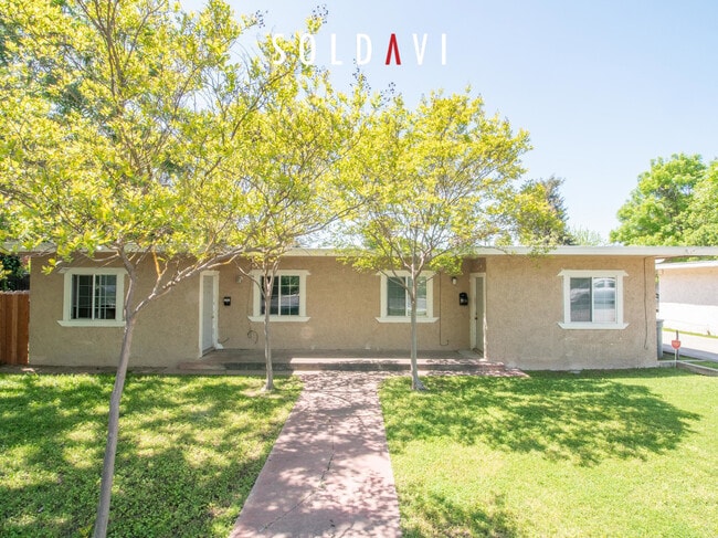 Primary Photo - 2855 M St