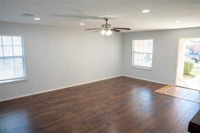 Building Photo - 10008 Cougar Tr