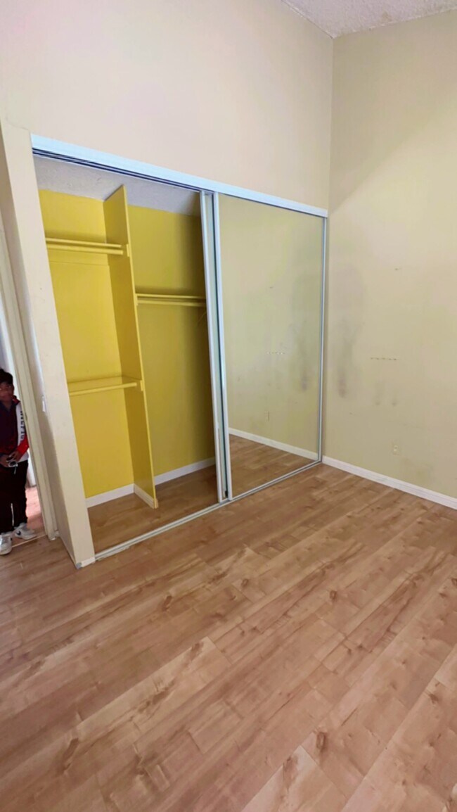 Building Photo - 15313 Santa Gertrudes Ave