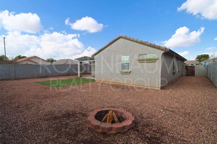 Building Photo - 16755 W Desert Bloom St