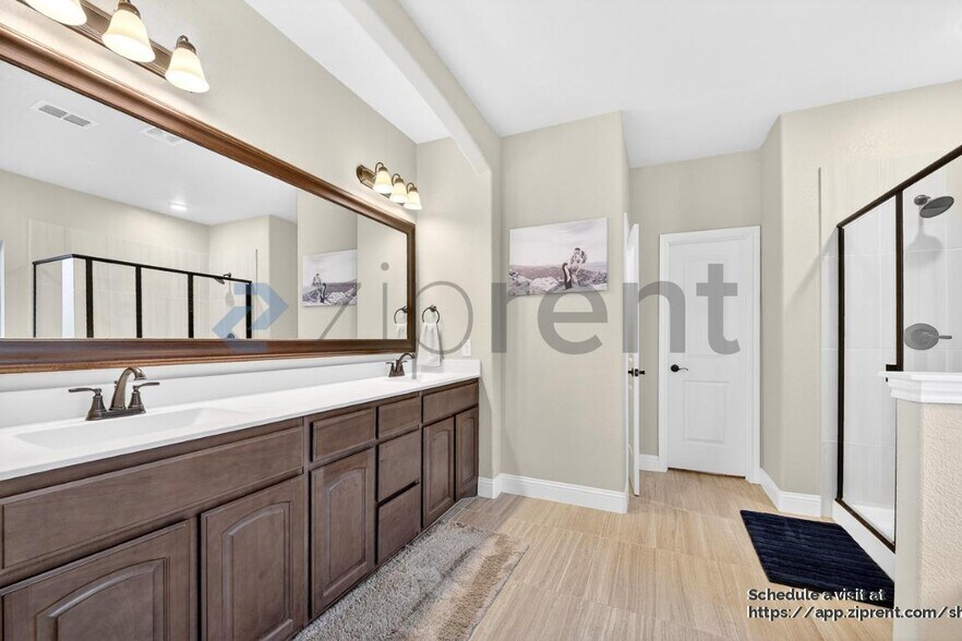 Building Photo - 12501 Eagles Bluff