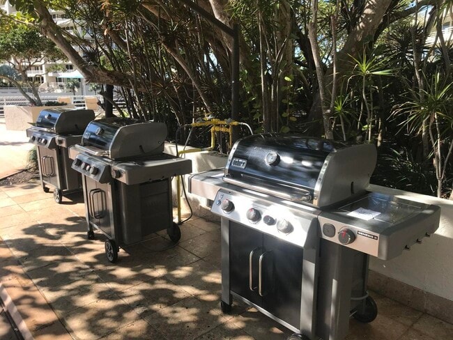 Building Photo - 4201 N Ocean Blvd