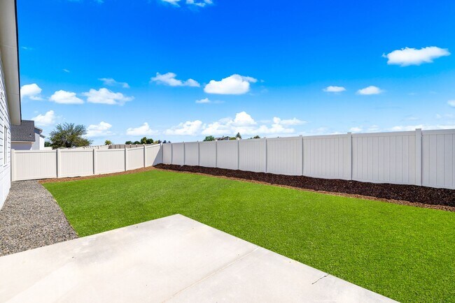 Building Photo - New Meridian Home with Vaulted Great Room and Extra Garage Space