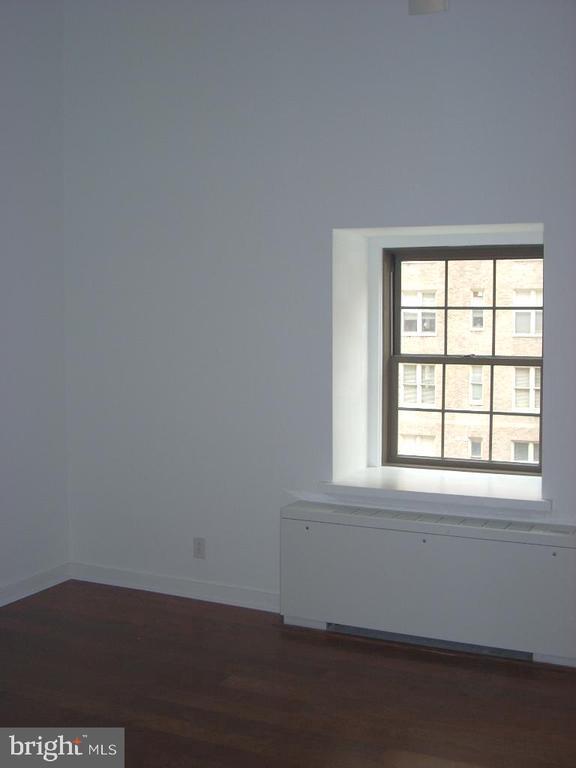 Building Photo - 219-29 S 18th St