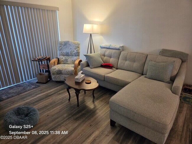 Building Photo - 500 Palm Springs Blvd