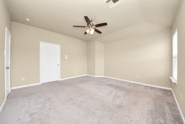 Building Photo - 6106 Grassy Haven Ln