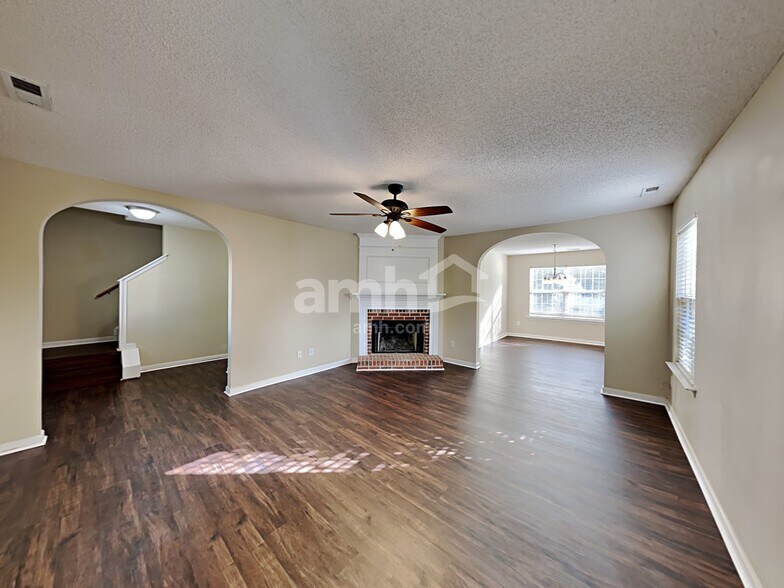 Building Photo - 104 Indian Overlook Ct