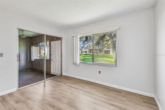 Building Photo - 1298 Mission Hills Blvd