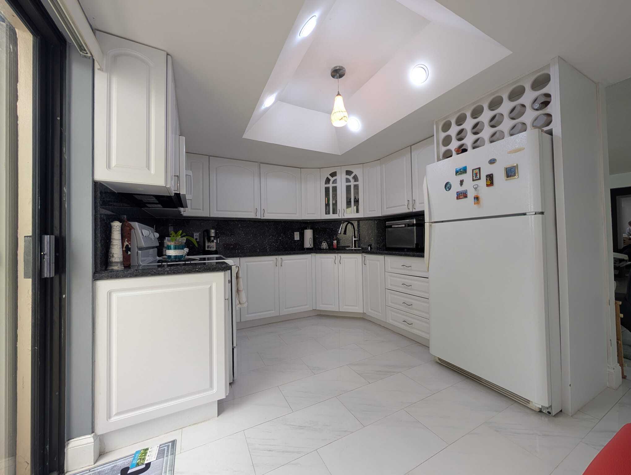 Building Photo - 15260 SW 45th Ter