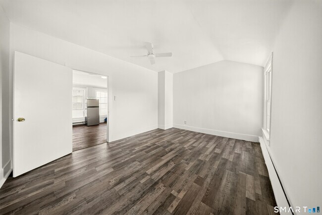 Building Photo - 42-46-46 Hanford Ave