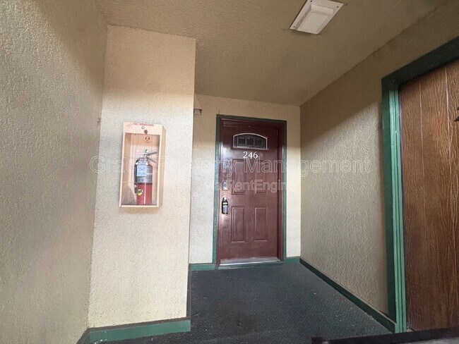 Building Photo - 10782 E Exposition Ave