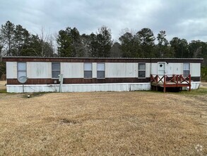 Building Photo - 2 BDRM 1.5 BA SINGLEWIDE MOBILE HOME IN PA...