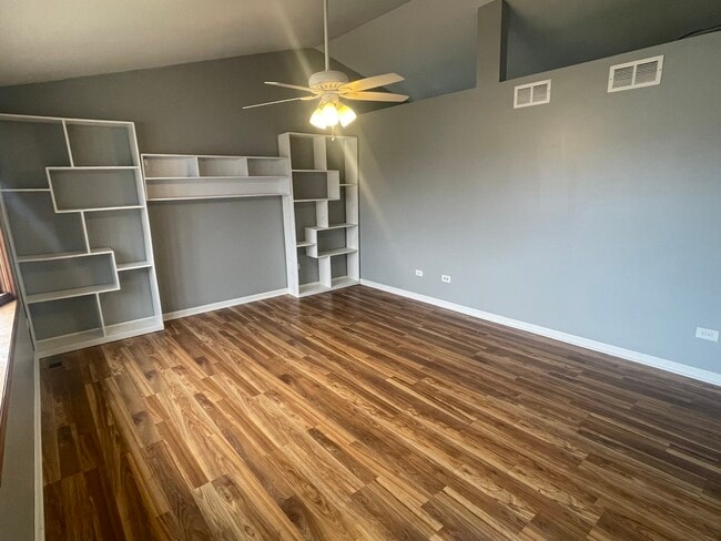 Building Photo - 6906 Townsend Blvd