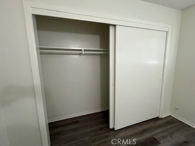 Building Photo - 45521 Sunset Ln