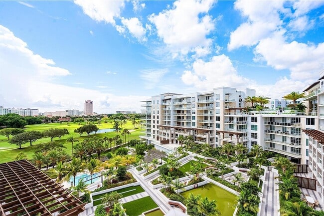 Building Photo - 210 SE Mizner Blvd
