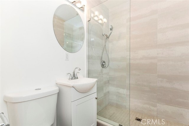 Building Photo - 10563 Vinedale St