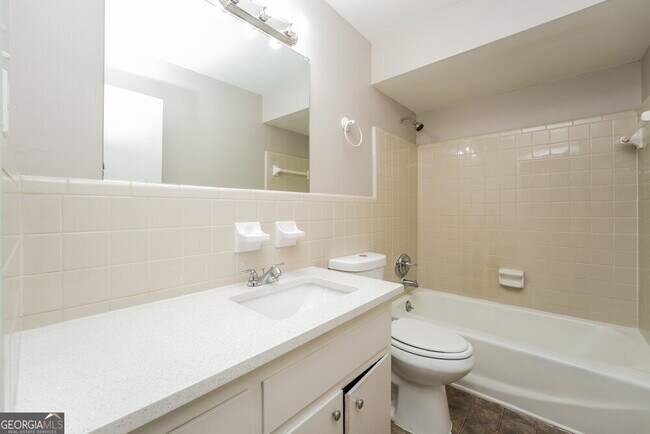 Building Photo - 3433 Comet Cir
