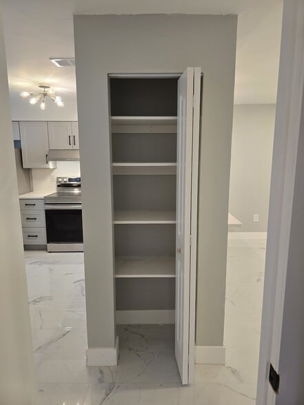 Building Photo - 4988 Steel Dust Ln