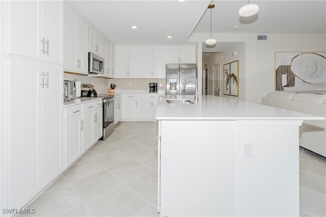 Primary Photo - 5583 Double Eagle Cir
