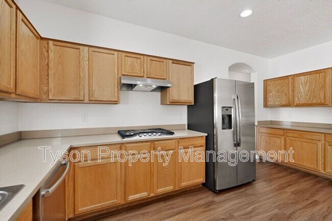 Building Photo - 1840 Bold Ruler St