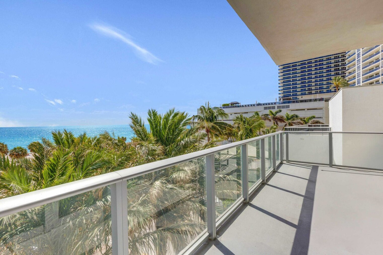 Building Photo - 4111 S Ocean Dr