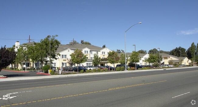 Building Photo - Rodeo Gateway Apartments