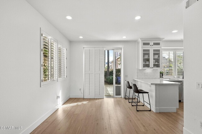 Building Photo - 2648 Fallen Leaf Ct