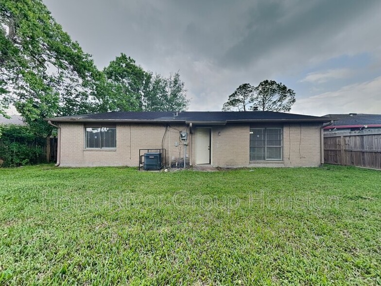 Building Photo - 5114 Shadowridge Dr