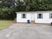 Building Photo - 111 Volunteer Dr