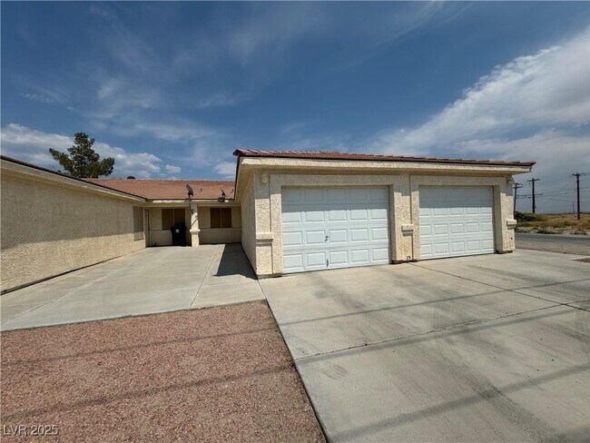 Primary Photo - 1800 E Ambush St