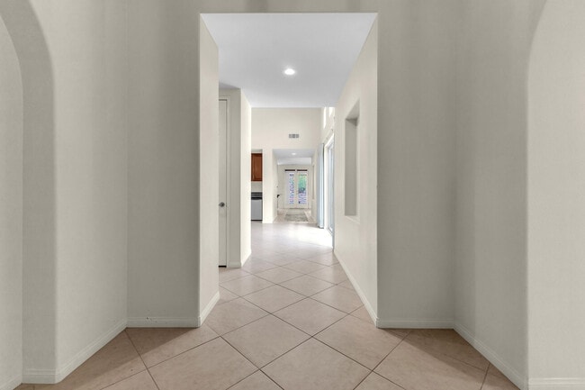 Building Photo - 81636 Rancho Santana Dr