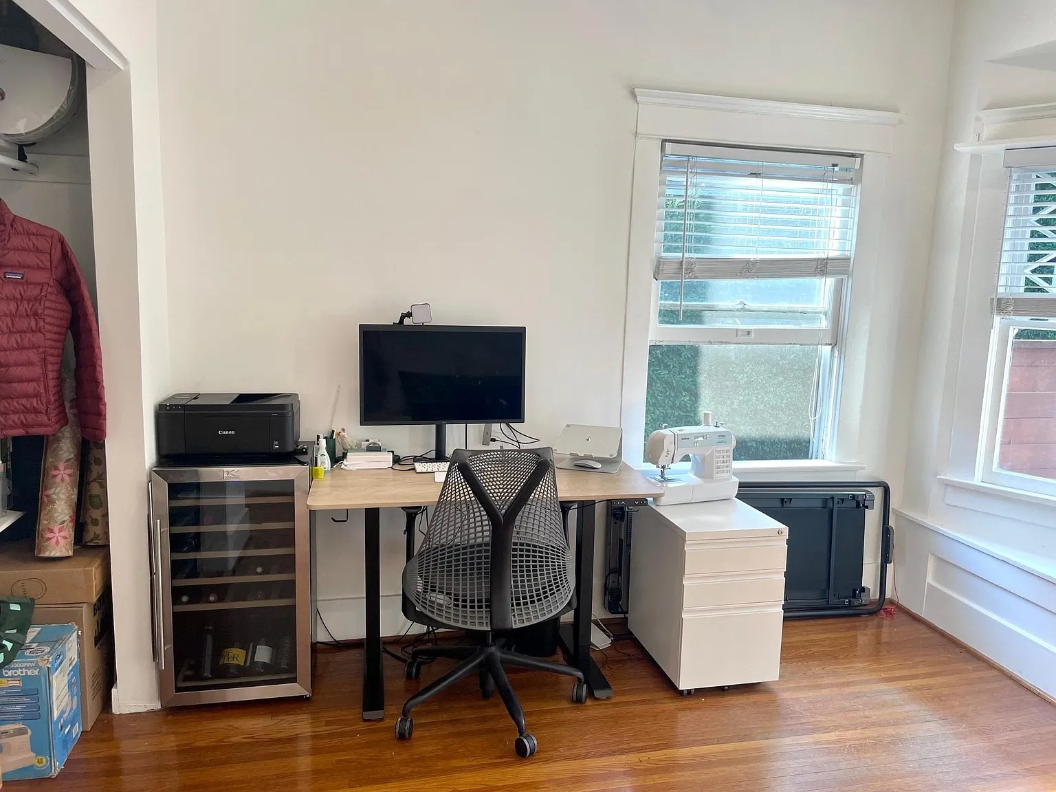 Second Bedroom is perfect for a sun filled workspace - 6000 Carlton Way