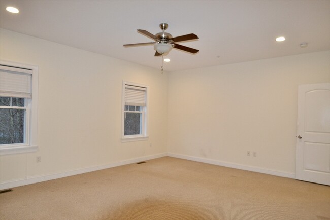 Building Photo - 8 Cheyenne Valley