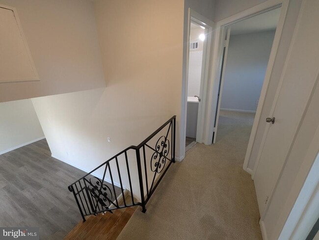 Building Photo - 6327 Willowood Ln