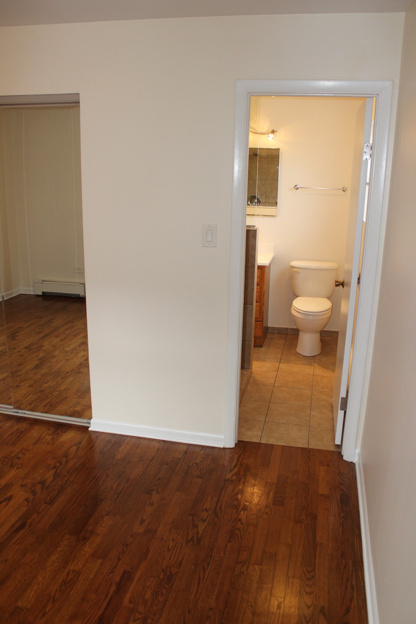 Building Photo - 14437 S Ravinia Ave