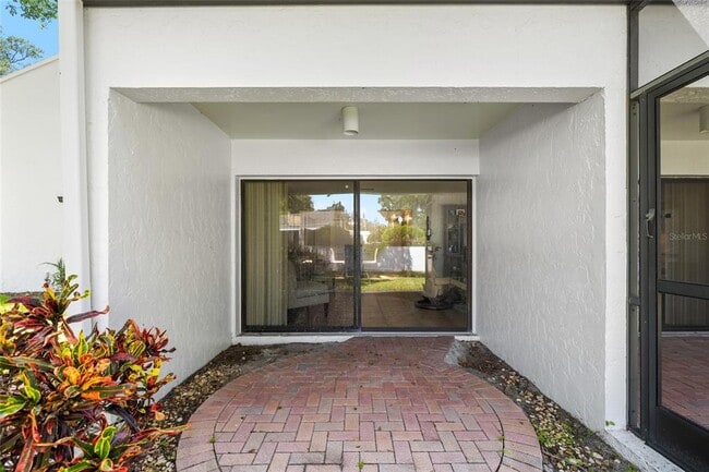 Building Photo - 4156 Northmeadow Cir
