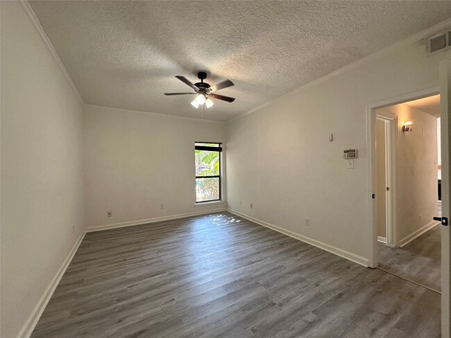 Building Photo - 2125 Augusta Dr