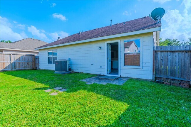 Building Photo - 21210 Pinewalk Brook Ln