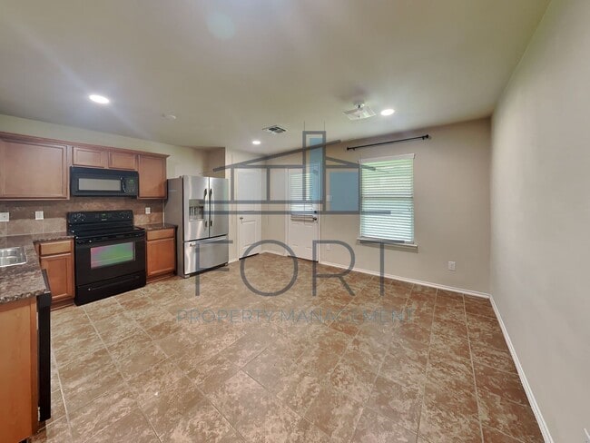 Building Photo - PERFECT HOME IN PRINCETON!