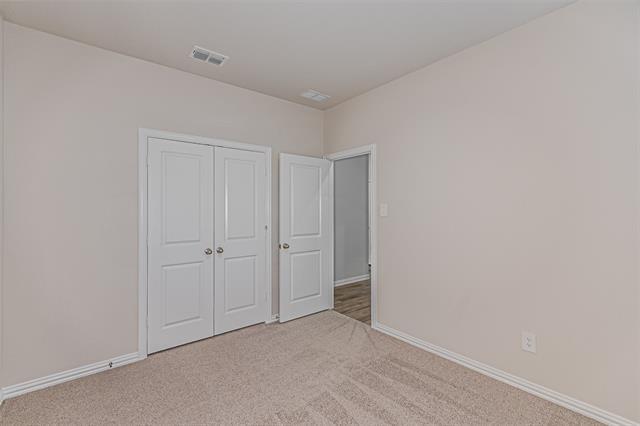 Building Photo - 801 Leavenworth Dr