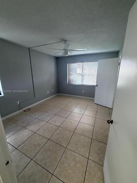 Building Photo - 20825 NE 8th Ct