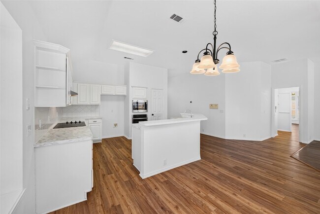Building Photo - 7008 Jasper Dr