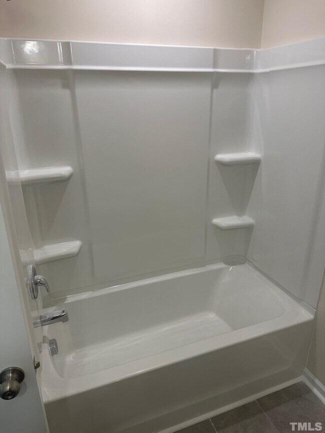 Building Photo - 240 Ribbon Rail St