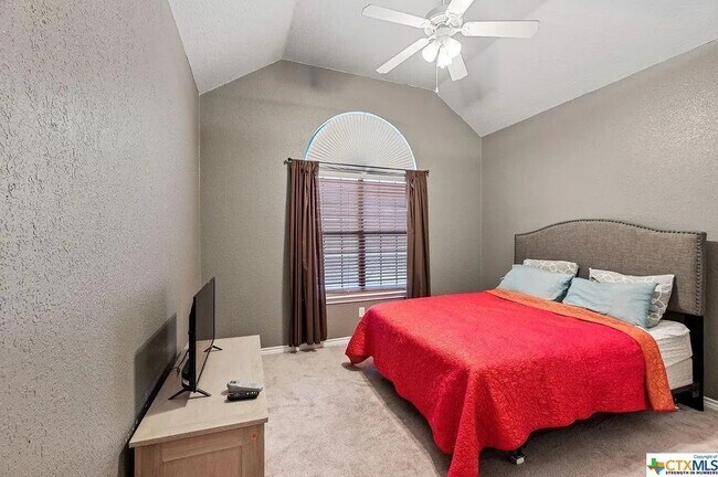 Building Photo - 1903 High Ridge Trail