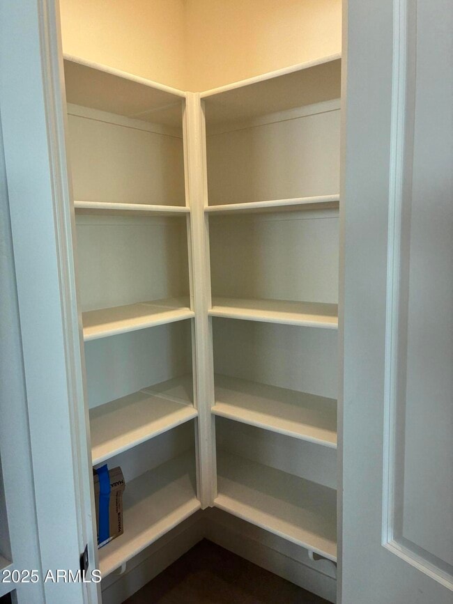 Building Photo - 17778 W Crawfordsville Dr