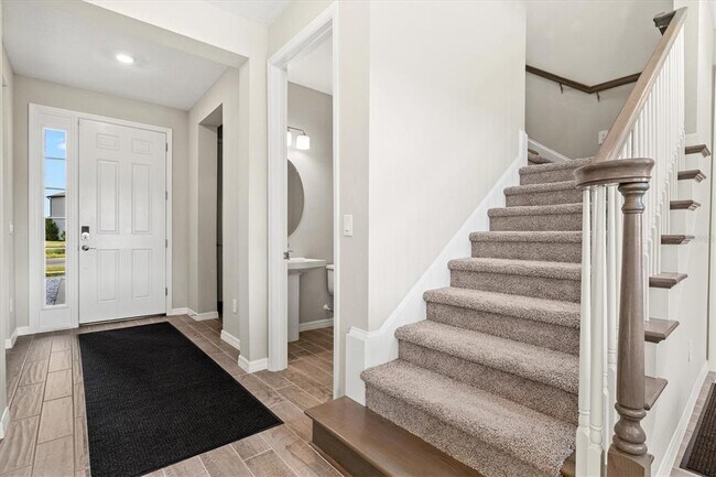 Building Photo - 9312 Tequila Sunrise Dr