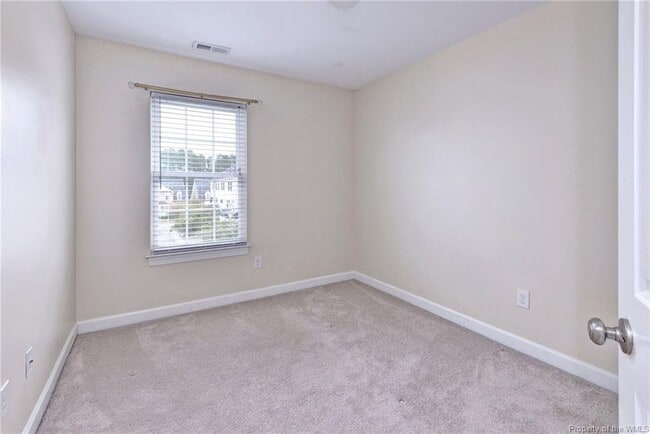 Building Photo - 105 Laydon Way