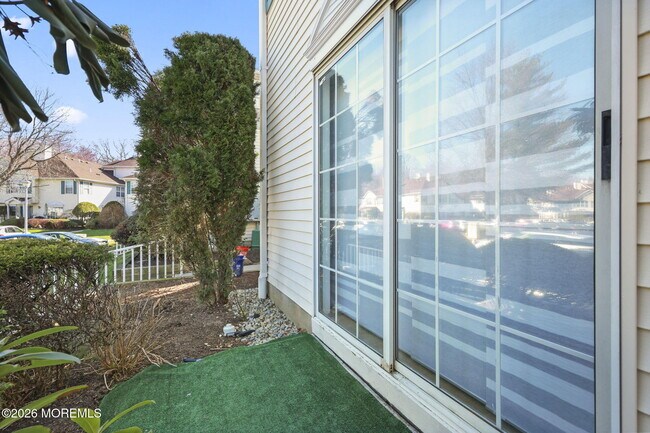 Building Photo - 1115 Roseberry Ct